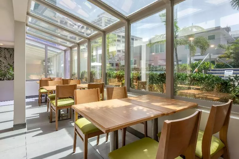 Fotos del hotel Best Western Plus Condado Palm Inn:  15