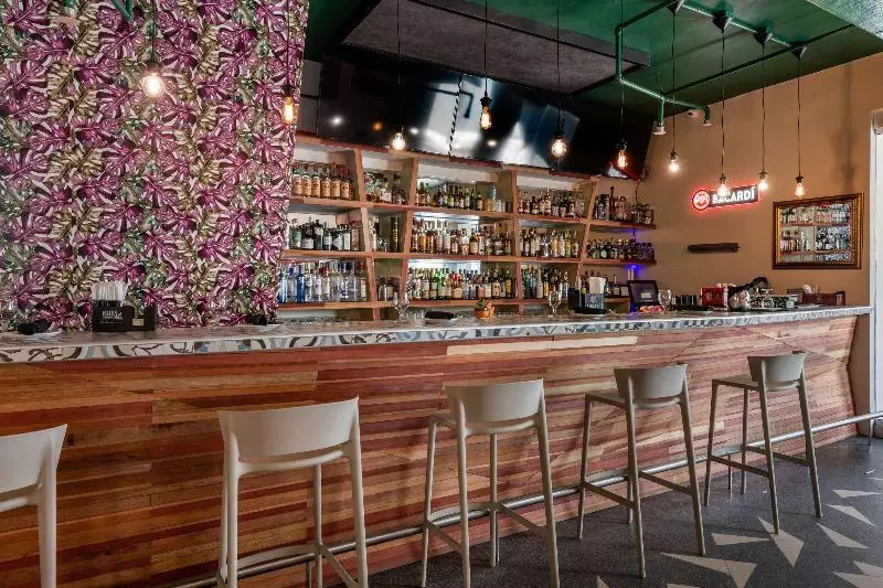 Fotos del hotel Best Western Plus Condado Palm Inn:  6