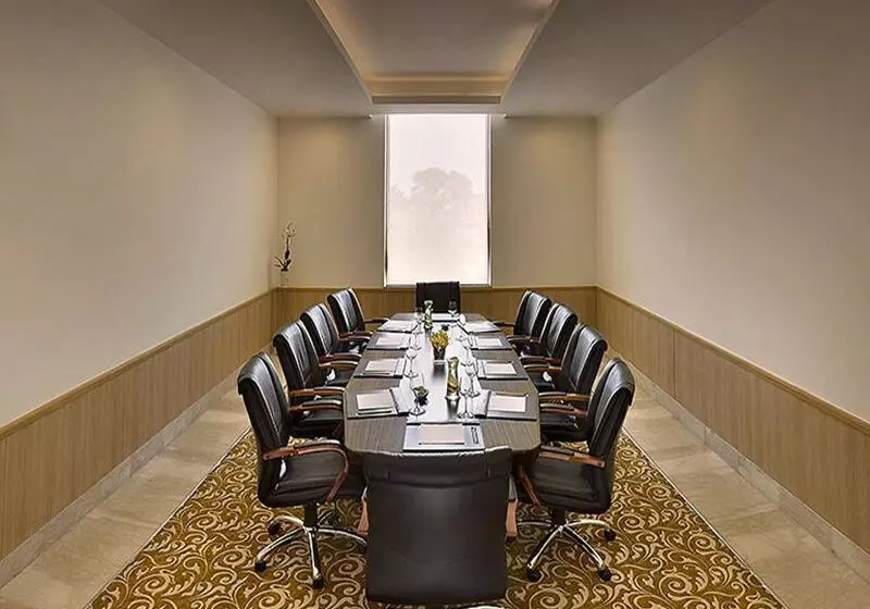 Fotos del hotel Four Points By Sheraton New Delhi, Airport Highway:  11