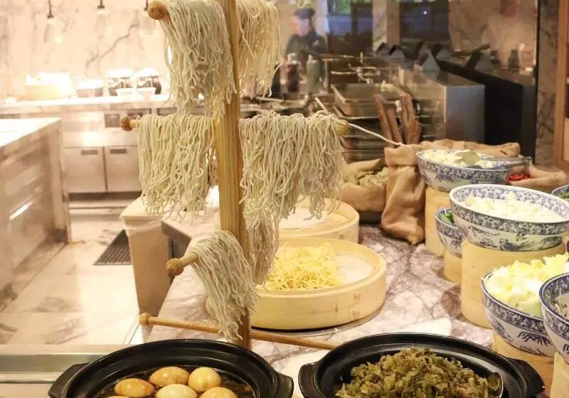 Fotos del hotel Renaissance Shanghai Caohejing:  15