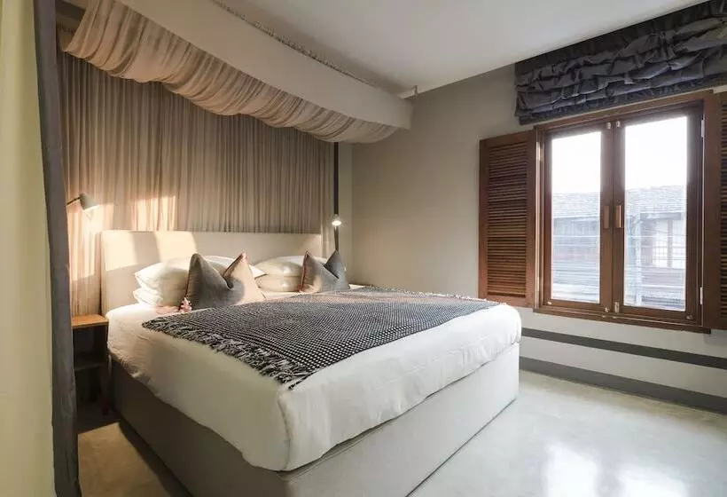 Sala Lanna Chiang Mai