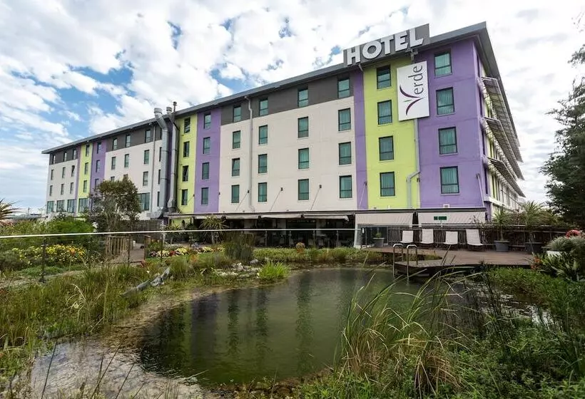 Verde Cape Town International Airport