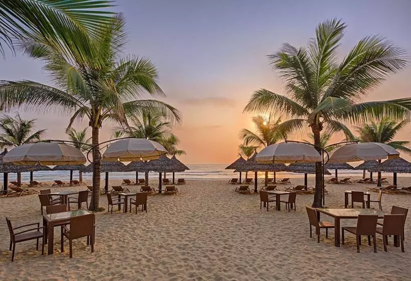 Fotos del hotel Holiday Beach Danang Hotel & Resort:  13