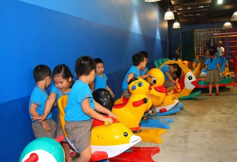 Fotos del hotel Holiday Beach Danang Hotel & Resort:  4