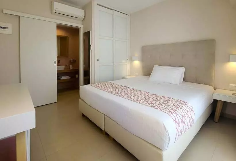 Fotos del hotel Petra Beach Hotel And Apartments:  7