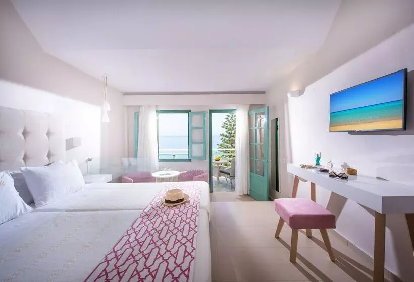 Fotos del hotel Petra Beach Hotel And Apartments:  22