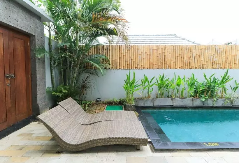 Fotos del hotel The Widyas Bali Villa:  2