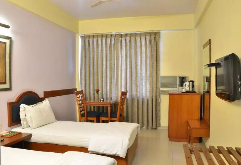 Fotos del hotel Tourist Deluxe:  24