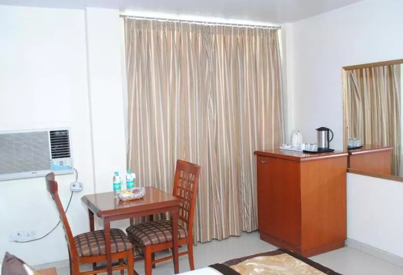 Fotos del hotel Tourist Deluxe:  20