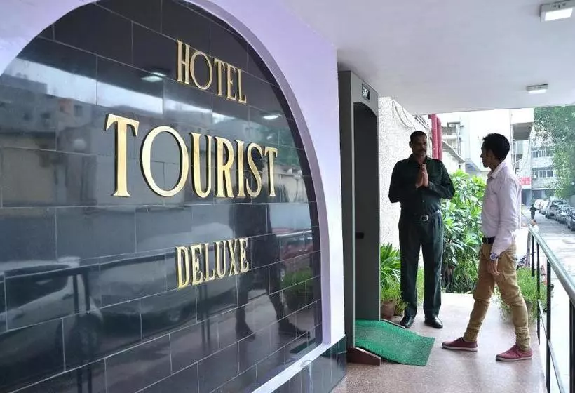 Fotos del hotel Tourist Deluxe:  3