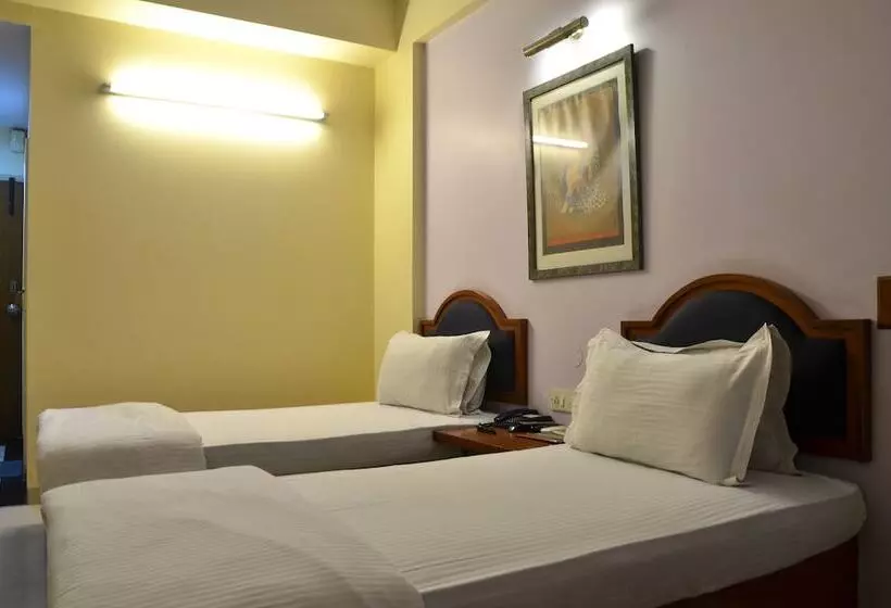 Fotos del hotel Tourist Deluxe:  12