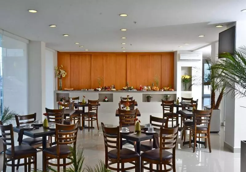 Fotos del hotel Misión Express Monterrey Aeropuerto La Fe:  6