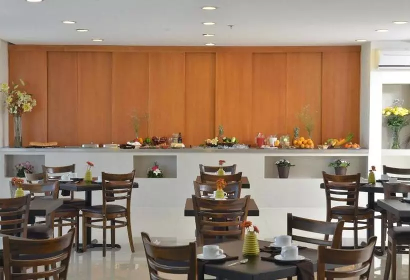 Fotos del hotel Misión Express Monterrey Aeropuerto La Fe:  12