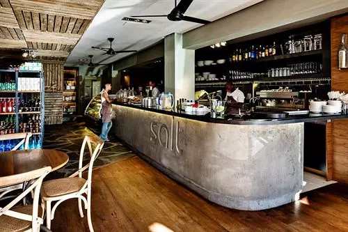 Fotos del hotel Ambassador Self Catering Apartments:  3