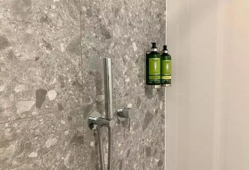 Fotos del hotel Adora:  21