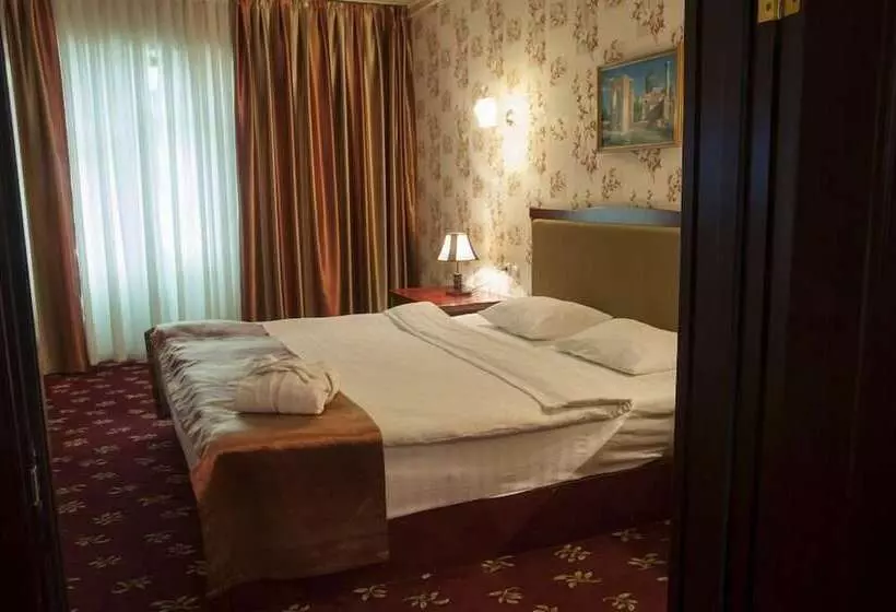 Fotos del hotel Golden Valley:  8