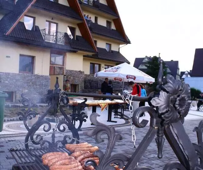 Fotos del hotel Helan Family & Garden:  11