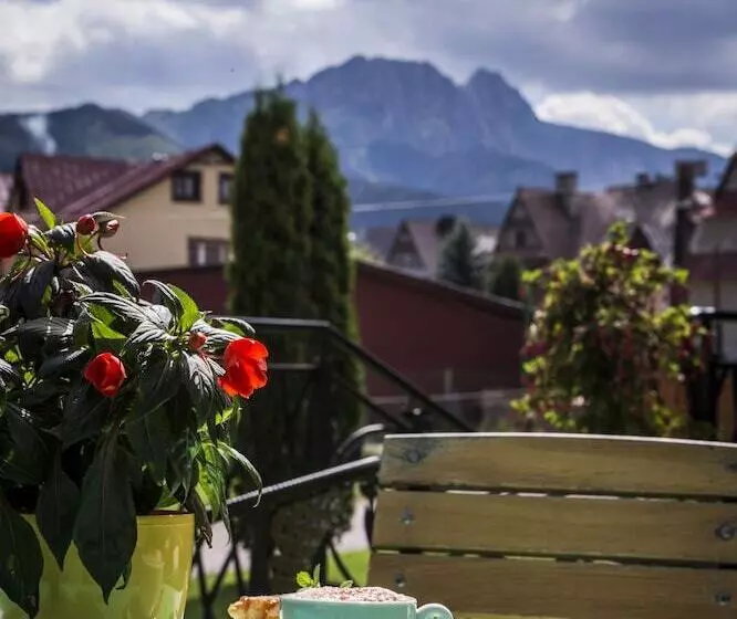 Fotos del hotel Helan Family & Garden:  15