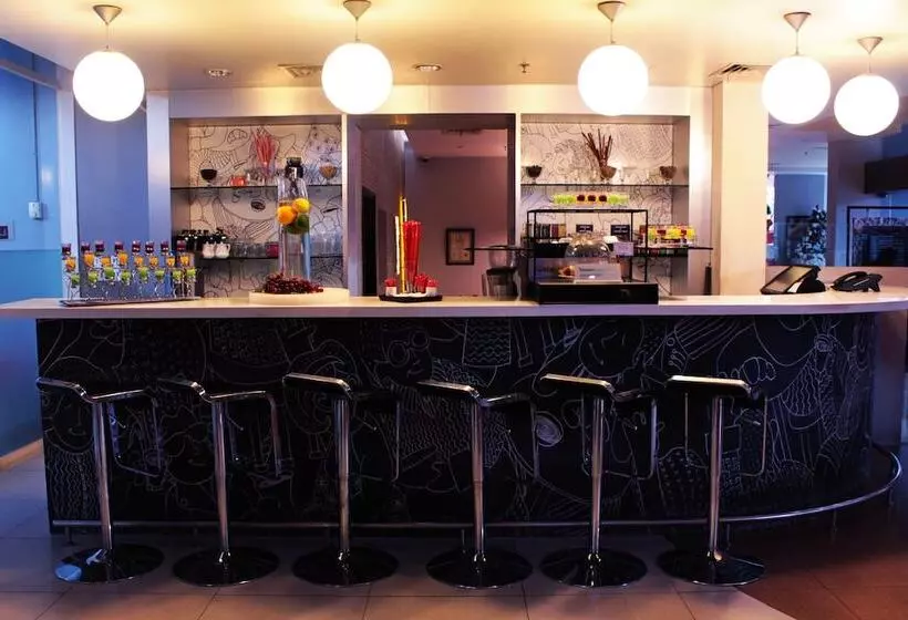 Fotos del hotel Ibis Jakarta Senen:  5