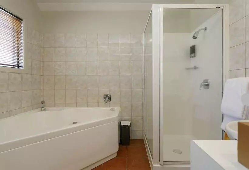 Fotos del hotel Baycrest Thermal Lodge:  3