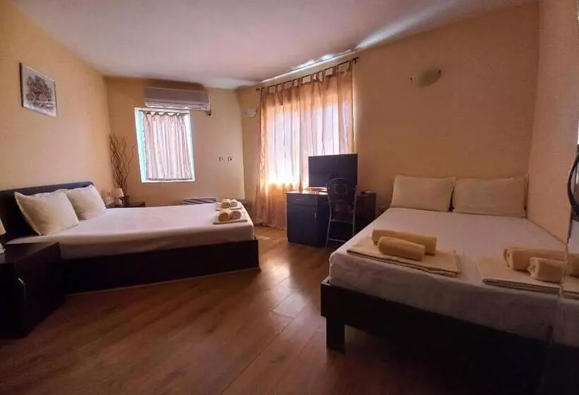 Fotos del hotel Tarnava - Oldtown House:  1