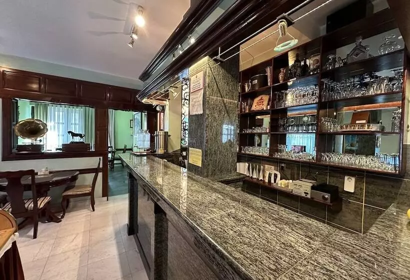 Fotos del hotel Vila Lux:  4