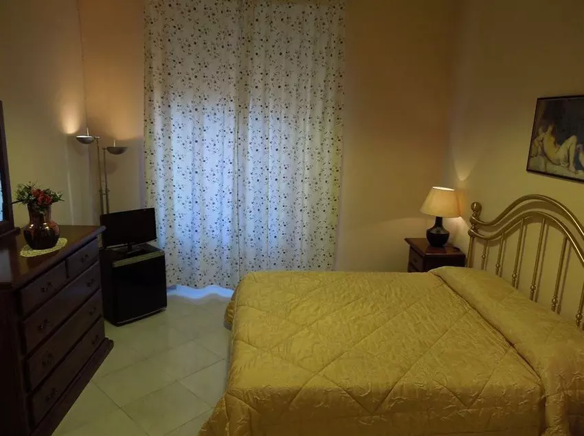Fotos del hotel Regina Napoli:  14
