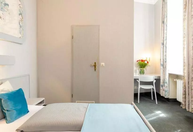 Fotos del hotel W22 Hotel Am Kurfürstendamm:  7