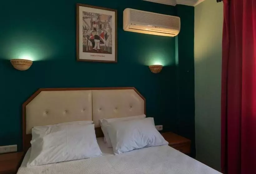 Fotos del hotel Rebetika Hotel & Bistro:  19