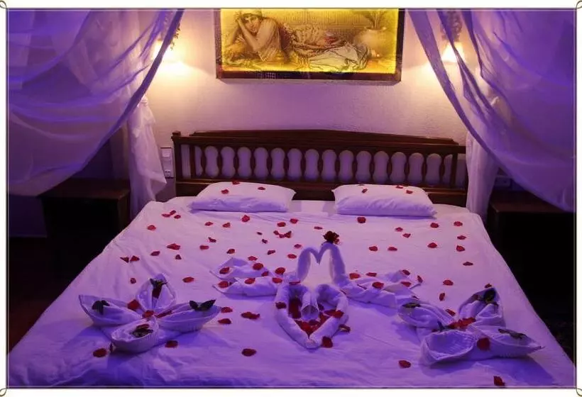 Fotos del hotel Rebetika Hotel & Bistro:  16