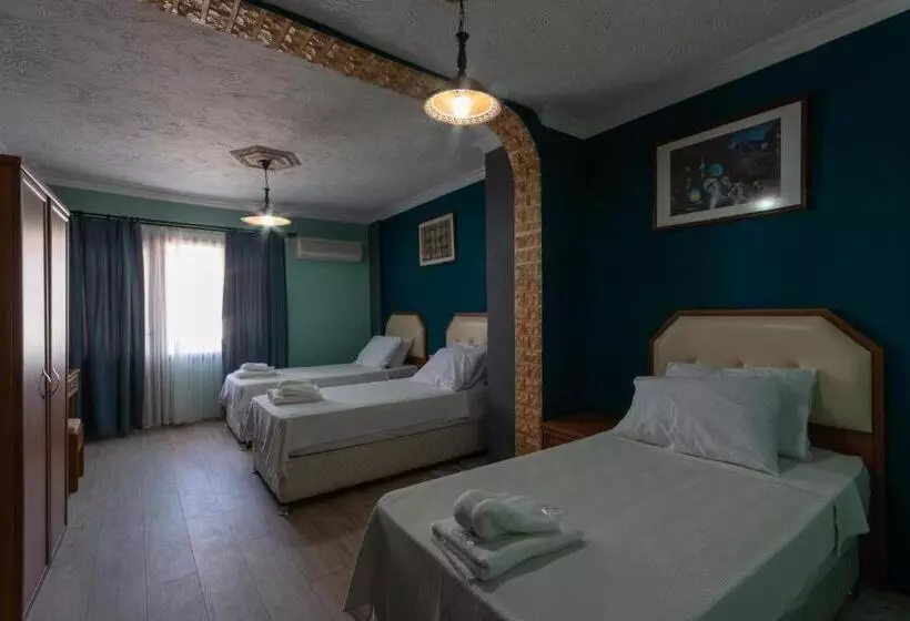 Fotos del hotel Rebetika Hotel & Bistro:  14