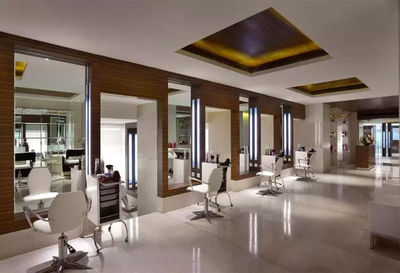 Fotos del hotel The Lalit Chandigarh:  14