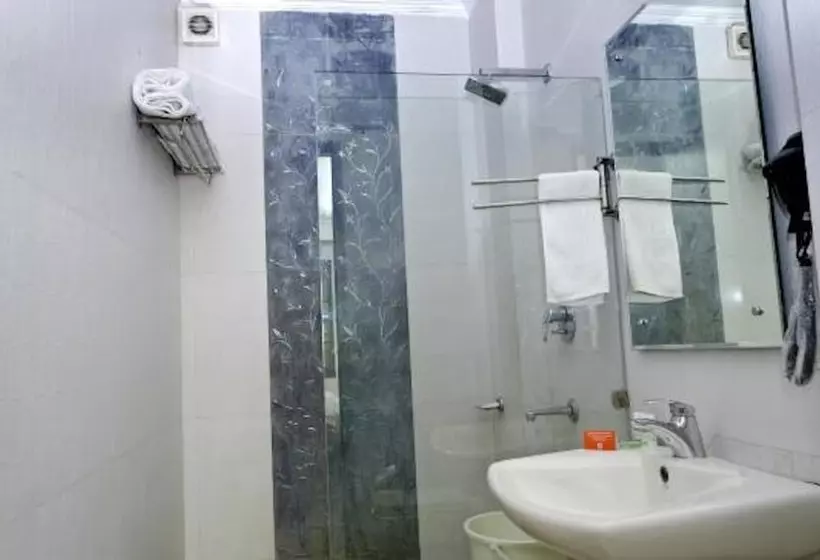 Fotos del hotel Moments:  15