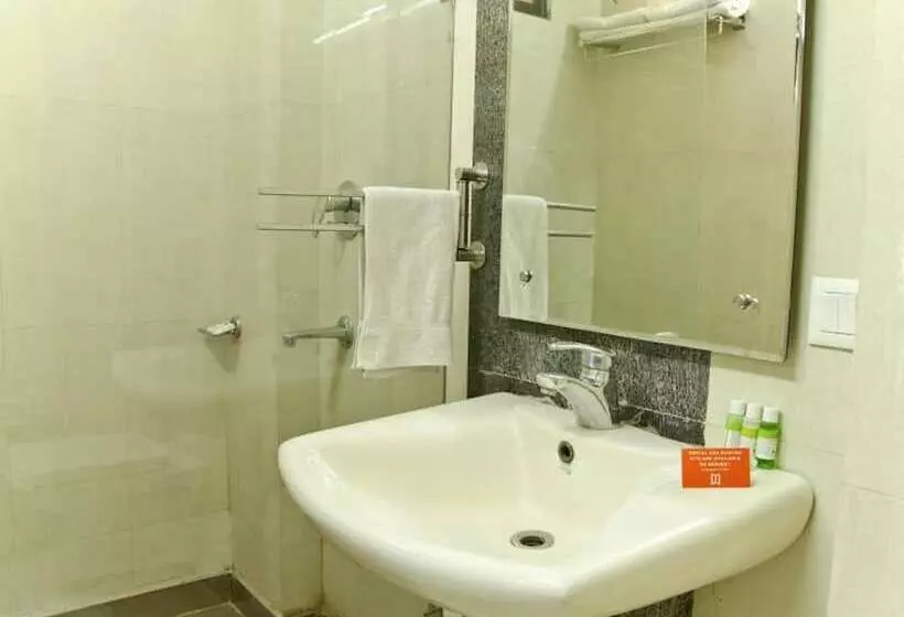 Fotos del hotel Moments:  7