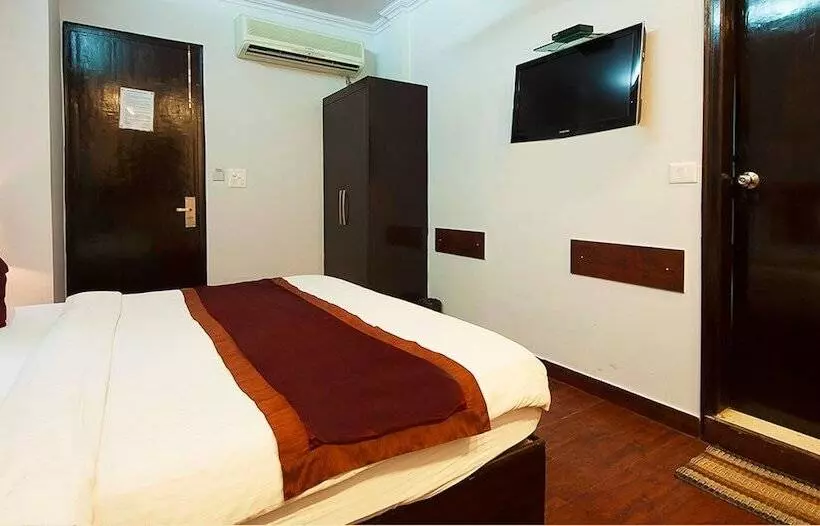 Fotos del hotel Moments:  25