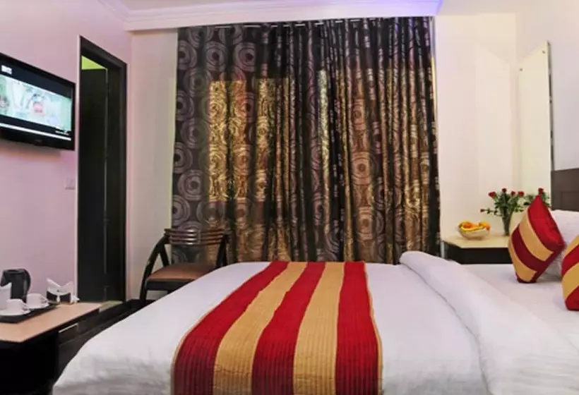 Fotos del hotel Moments:  23