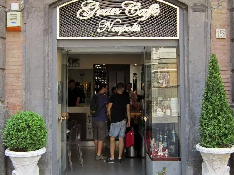 Fotos del hotel Meublè Santa Chiara Suite:  13