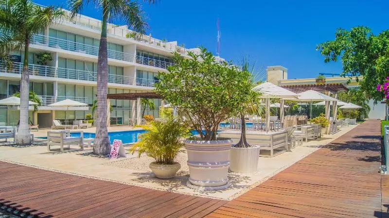 Fotos del hotel Magia Beachside Condo:  4