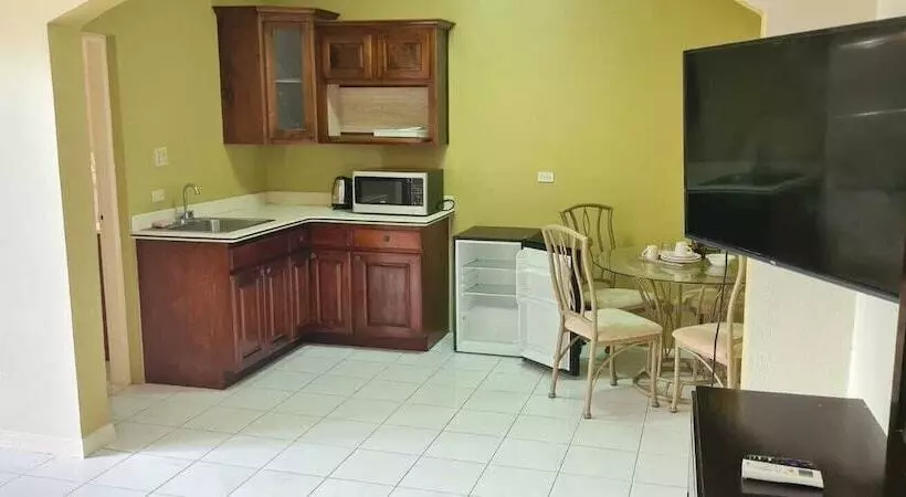 Fotos del hotel Tropical Lagoon Resort:  5