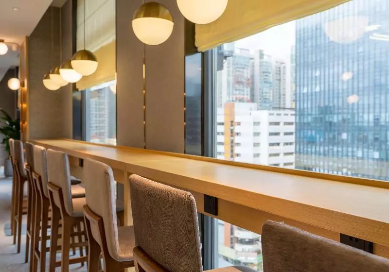 Fotos del hotel Maple Leaf City:  4