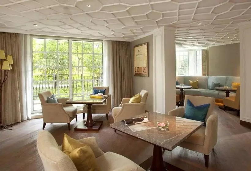 Fotos del hotel Lanson Place Jin Qiao Serviced:  22