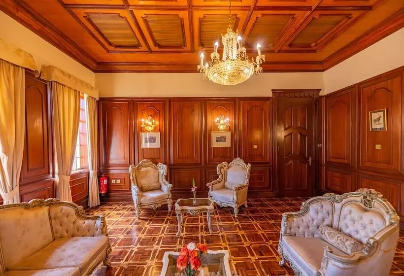 Fotos del hotel Sovereign Suites:  9