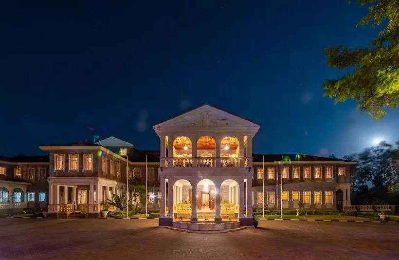 Fotos del hotel Sovereign Suites:  14