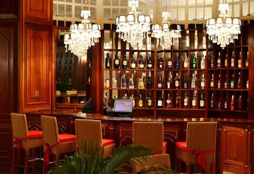 Fotos del hotel Sovereign Suites:  10