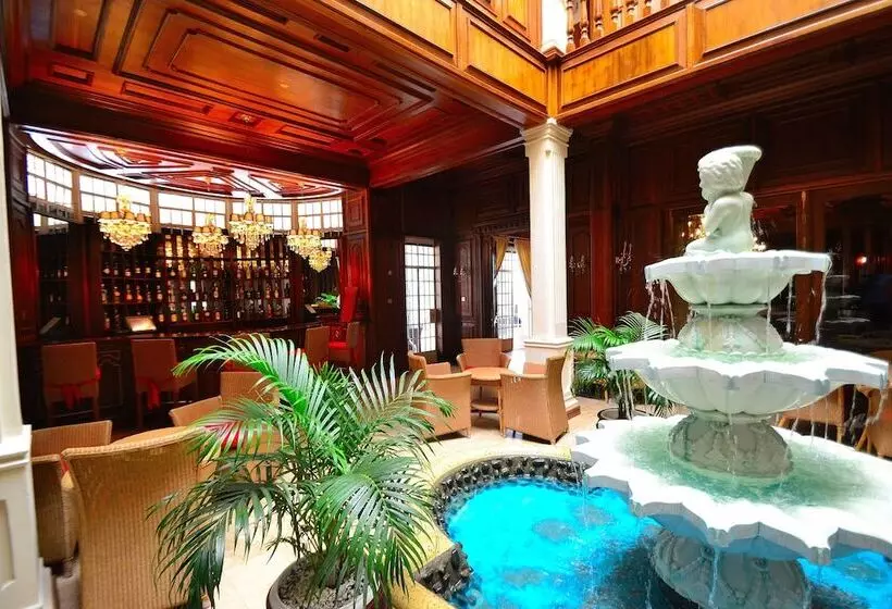 Fotos del hotel Sovereign Suites:  7