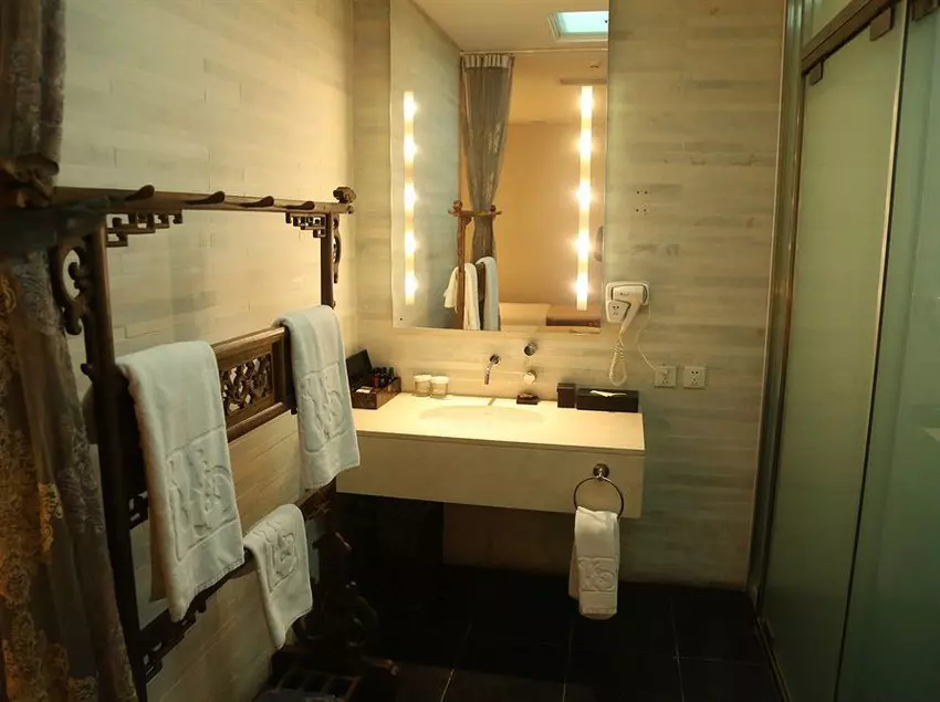 Fotos del hotel Beijing Shichahai Sandlwood Boutique Courtyard:  12