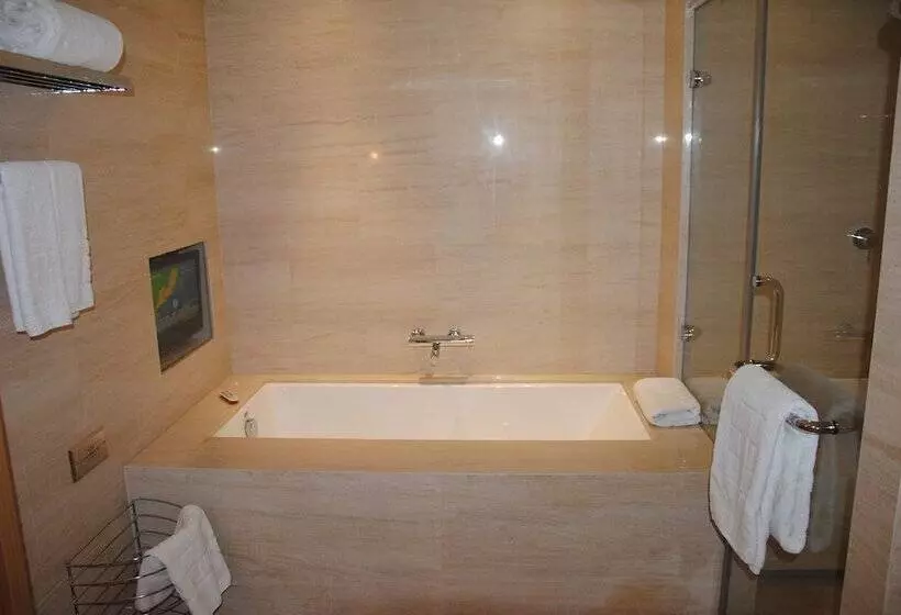 Fotos del hotel Tian Feng International:  11