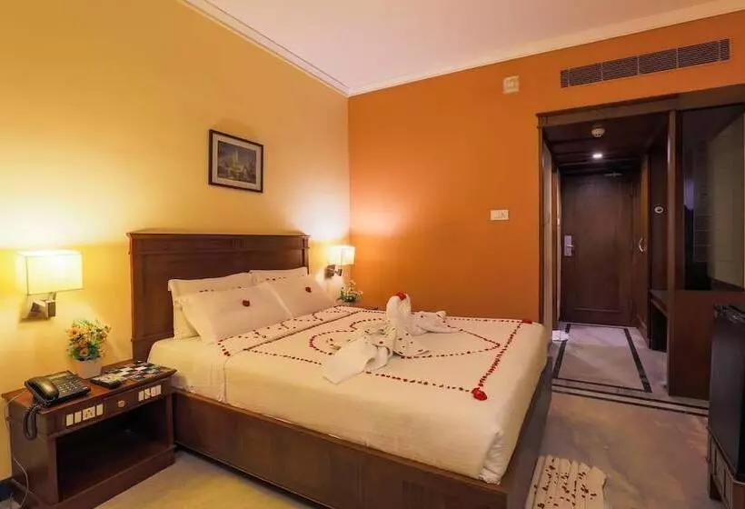 Fotos del hotel Grand Palace:  6