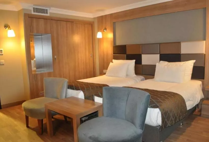 Kadikoy Park Suites