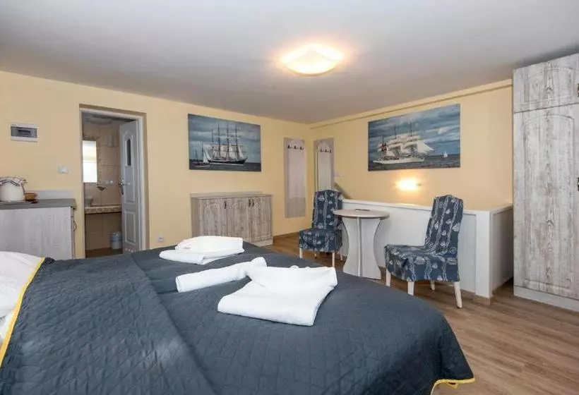 Fotos del hotel Nautilus:  5